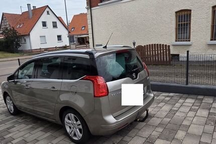 Peugeot 5008 153.000 km 5.200 &euro; Niederstotzingen 89168