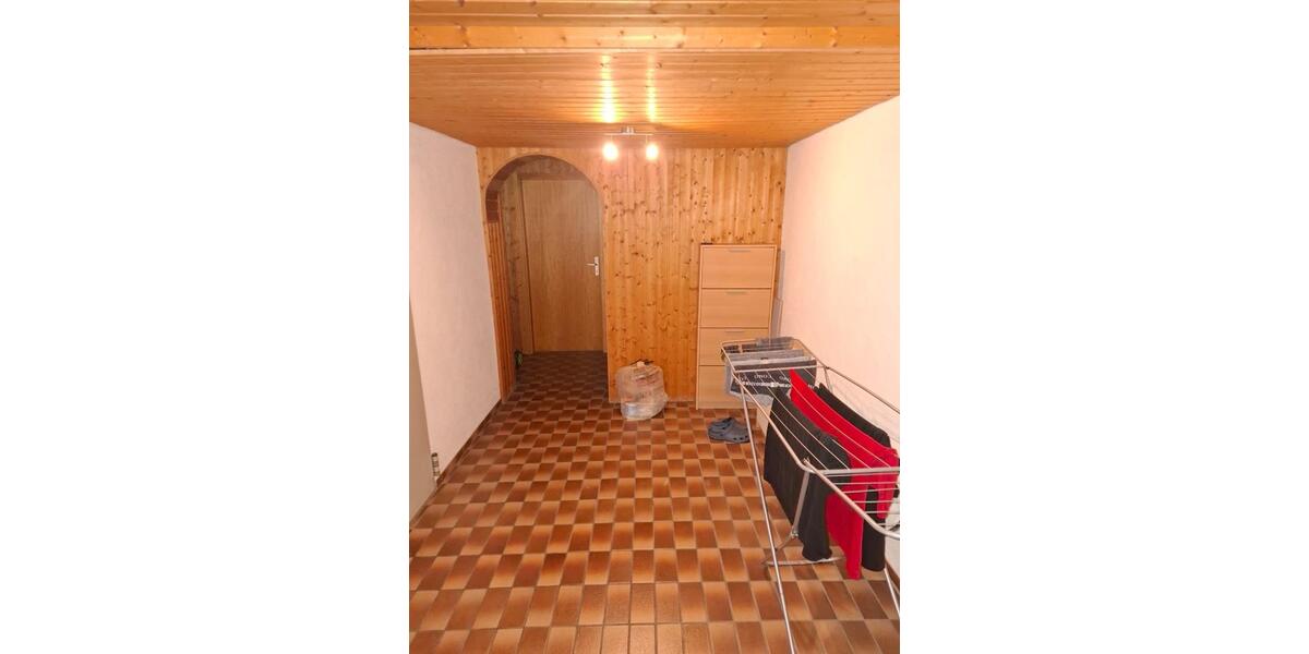 Etagenwohnung Hüttisheim - 1 Zimmer, 40 m&sup2;, 450&euro; | Angebot:25778007