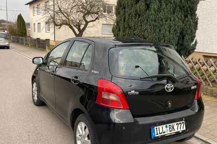 Toyota Yaris 184.000 km 2.750 &euro; Illertissen 89257