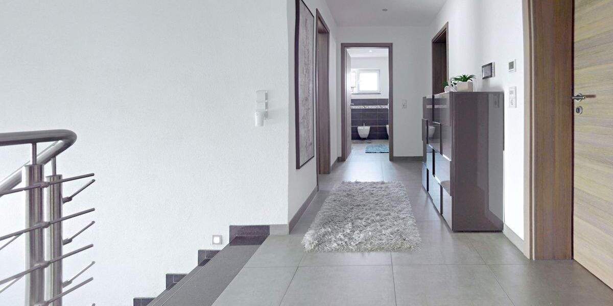 Einfamilienhaus Laupheim - 8 Zimmer, 255 m&sup2;, 1.199.000&euro; | Angebot:25693602