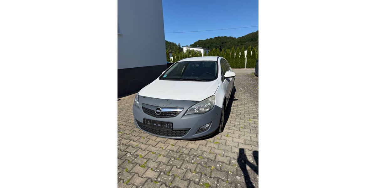 Opel Astra 284.000 km 2.100 &euro; Altenstadt 89281
