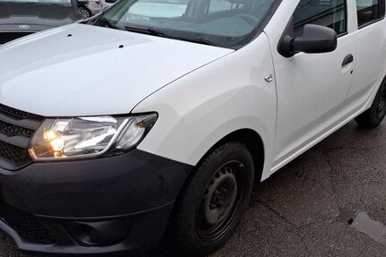 Dacia Sandero 133.000 km 3.990 &euro; Neu-Ulm 89231