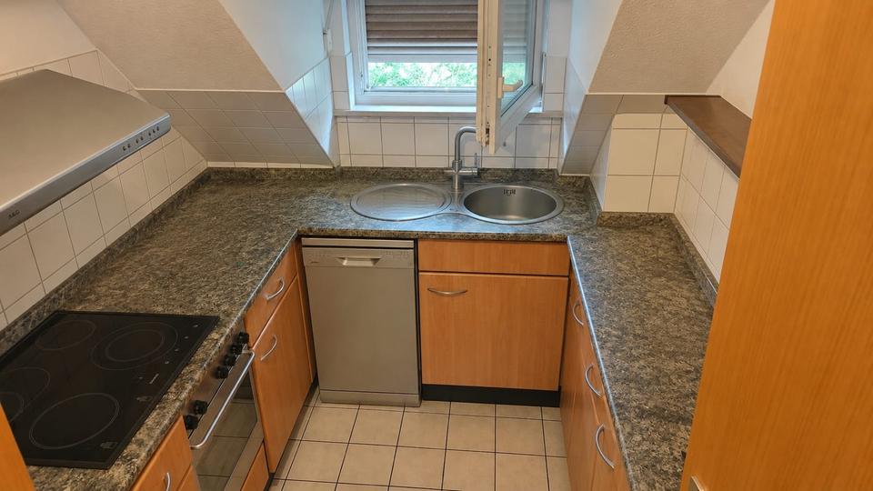 Dachgeschoßwohnung Blaustein - 3.5 Zimmer, 64 m&sup2;, 319.000&euro; | Angebot:27245494