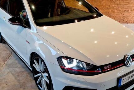 VW Golf 17.448 km 42.000 &euro; Hörenhausen 88477