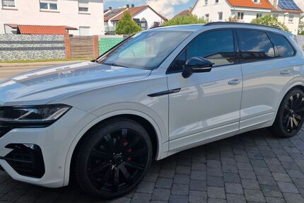 VW Touareg 184.900 km 30.000 &euro; Erbach 89155