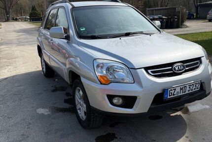 Kia Sportage 122.000 km 4.500 &euro; Günzburg 89312