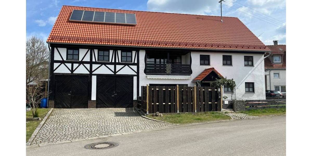 Mehrfamilienhaus, Wohnhaus Oberroth - 8 Zimmer, 244 m&sup2;, 449.500&euro; | Angebot:25687303