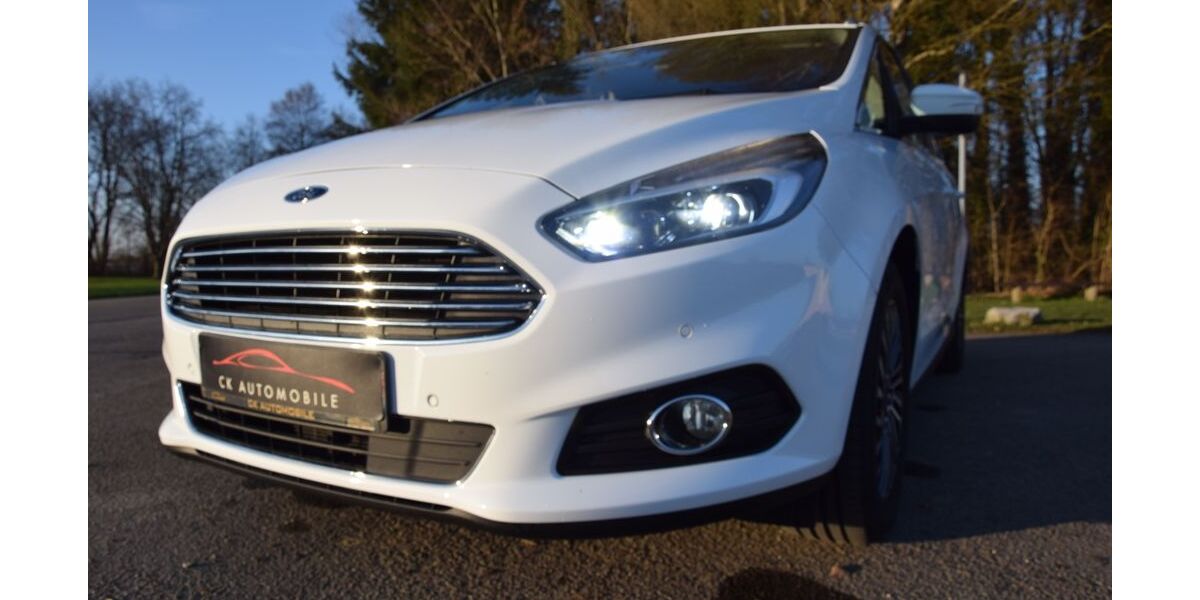 Ford S-Max 156.500 km 15.899 &euro; Illertissen 89257