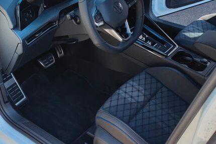 VW Golf 1.700 km 33.999 &euro; Ulm 89081