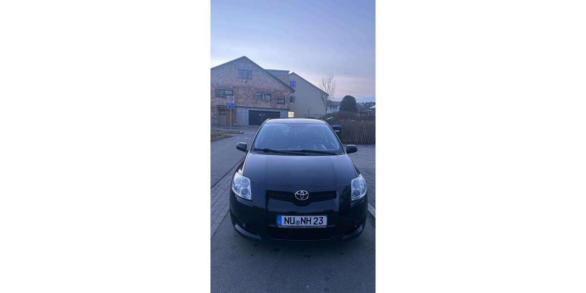 Toyota Auris 130.000 km 4.050 &euro; Neu Ulm 89231