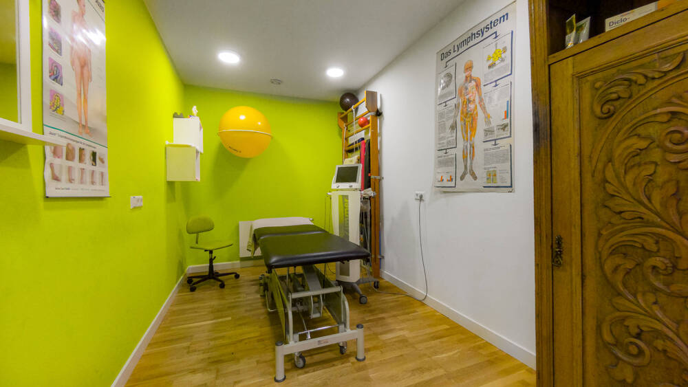 Gewerbeobjekt Ulm Mitte - 6 Zimmer, 130 m&sup2;, 499.000&euro; | Angebot:25687300