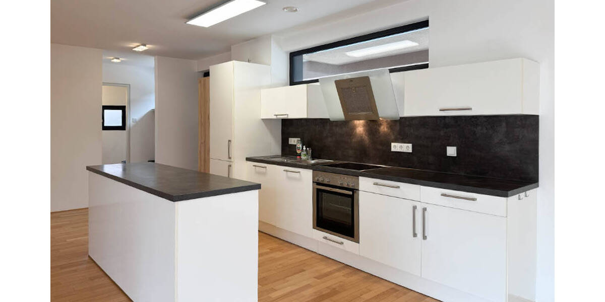 Etagenwohnung Neu-Ulm Ludwigsfeld - 3 Zimmer, 115 m&sup2;, 1.575&euro; | Angebot:26142407