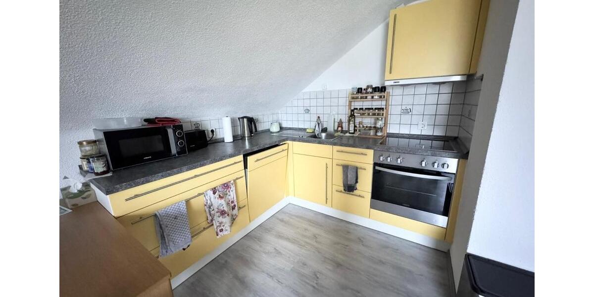 Dachgeschoßwohnung Illertissen - 3.5 Zimmer, 74 m&sup2;, 255.000&euro; | Angebot:26151779