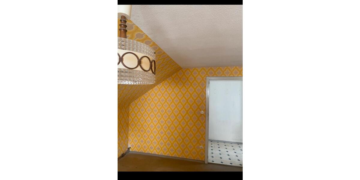 Dachgeschoßwohnung Lonsee - 3 Zimmer, 75 m&sup2;, 145.000&euro; | Angebot:25656270