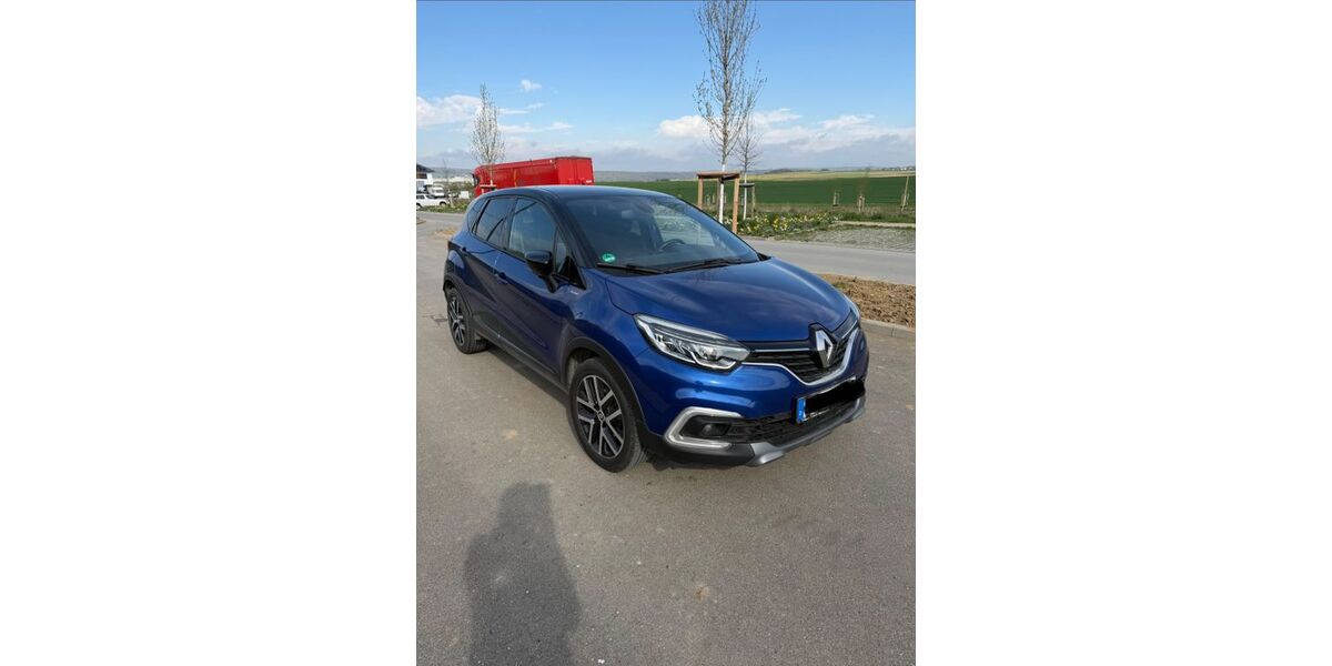 Renault Captur 105.000 km 10.599 &euro; Ulm 89077