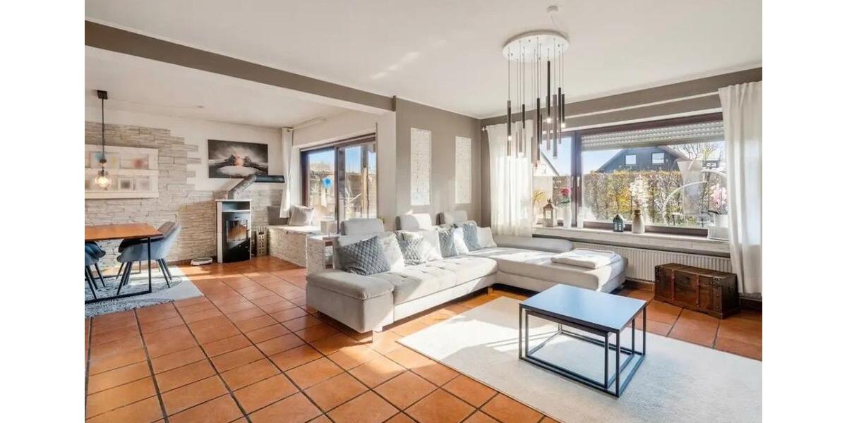 Einfamilienhaus Balzheim - 9 Zimmer, 240 m&sup2;, 585.000&euro; | Angebot:26287708