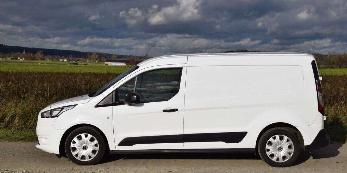 Ford Transit Connect 67.000 km 14.480 &euro; Kammeltal 89358
