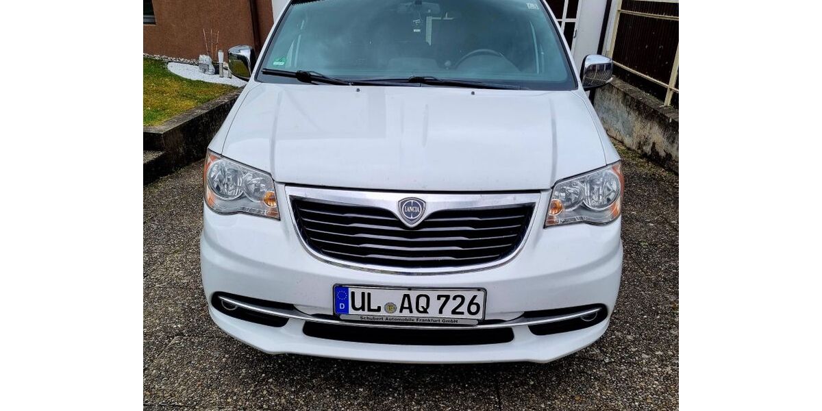 Lancia Voyager 229.000 km 9.000 &euro; Gerhausen 89143