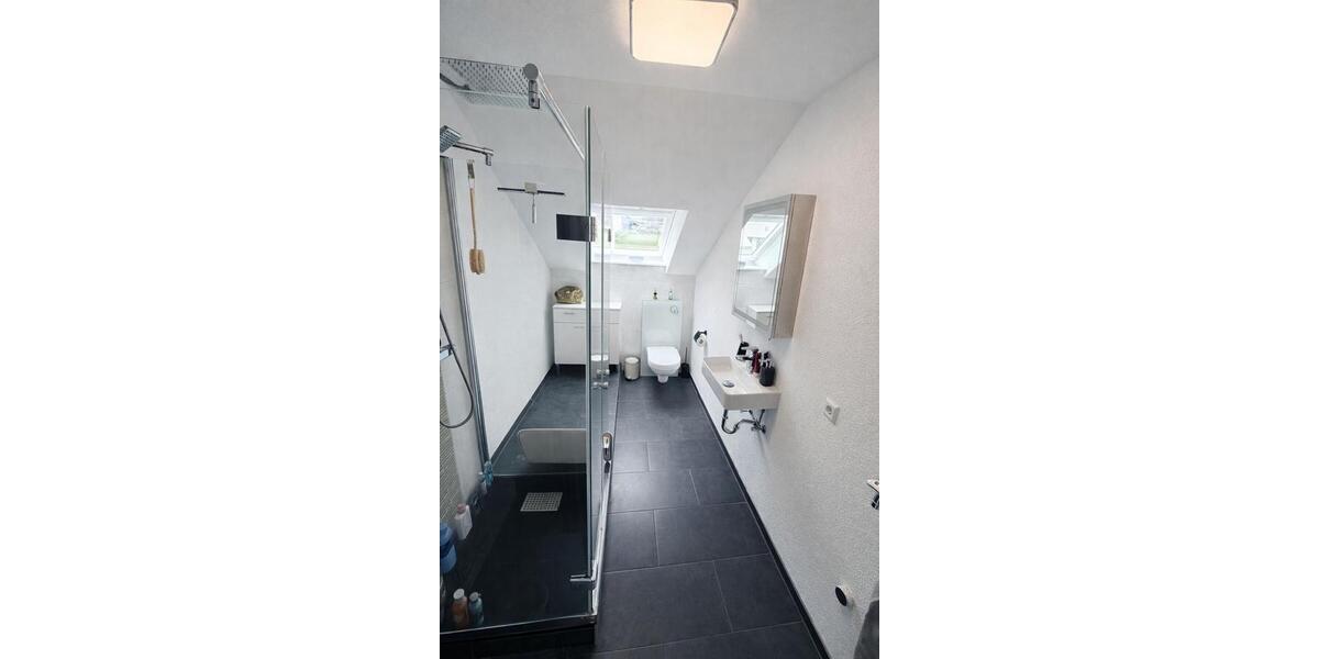 Dachgeschoßwohnung Erbach - 3 Zimmer, 85 m&sup2;, 1.000&euro; | Angebot:26034148