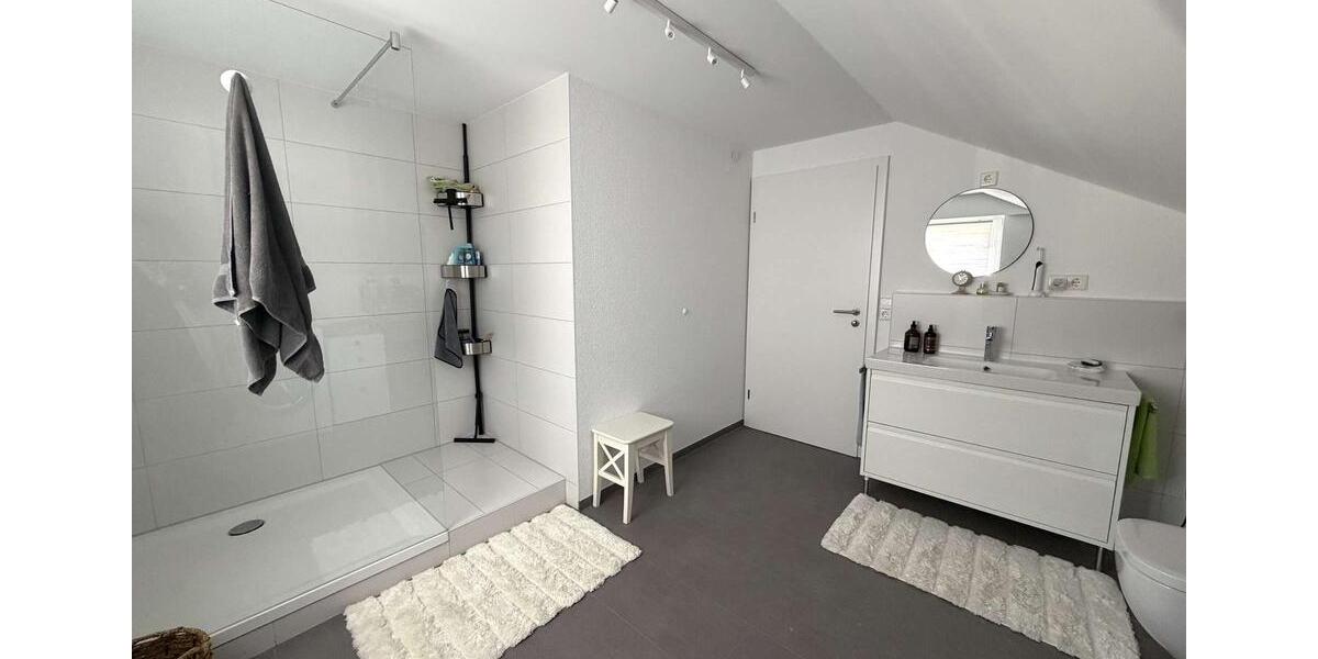 Maisonettenwohnung Blaubeuren - 6.5 Zimmer, 187 m&sup2;, 2.000&euro; | Angebot:24625254