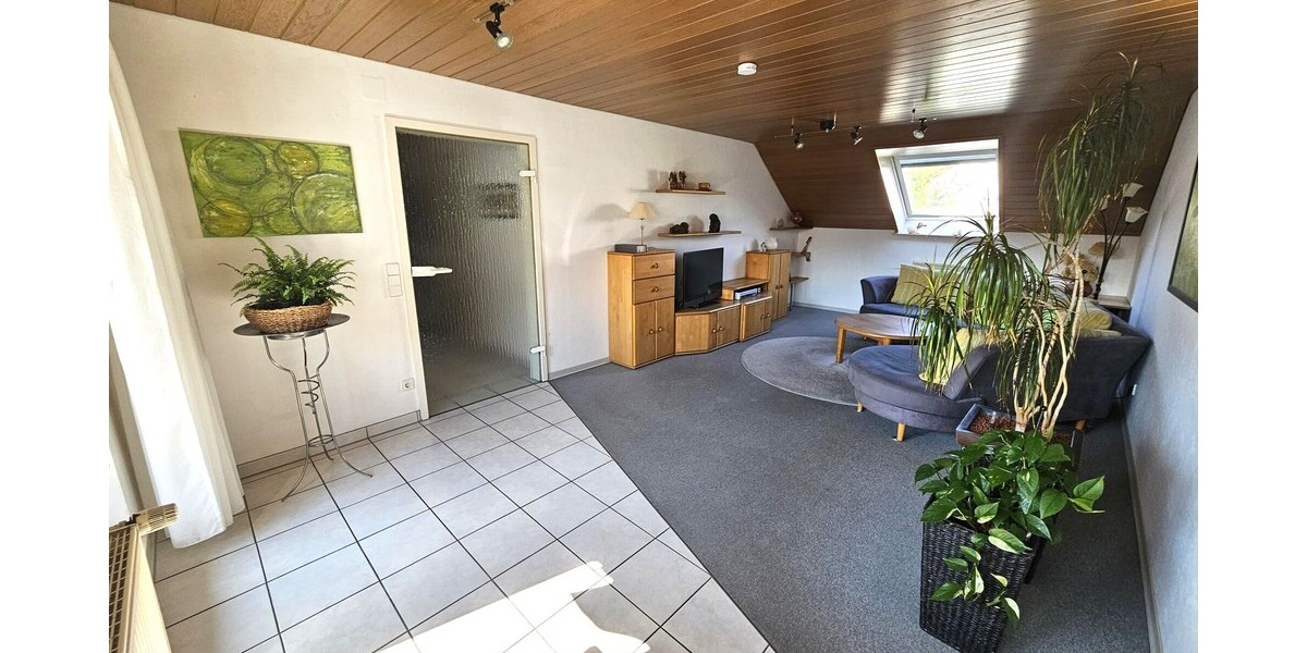 Helle u. ruhige 3,5-Zimmer-Wohnung mit Garage in zentraler Lage in Senden - 3.5 Senden | Angebot:25365255