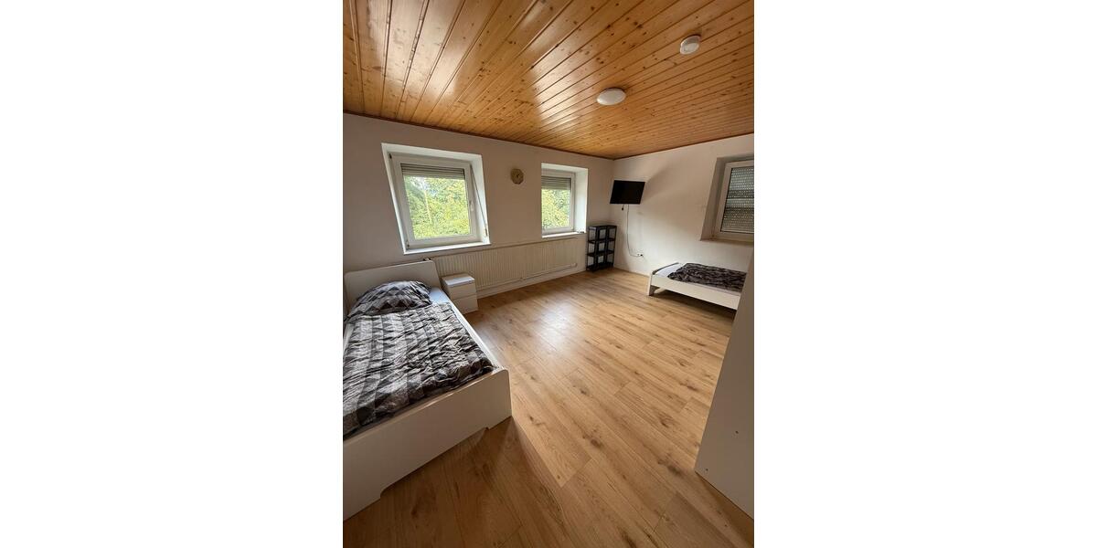 Etagenwohnung Nersingen - 5 Zimmer, 105 m&sup2;, 1.500&euro; | Angebot:24488408