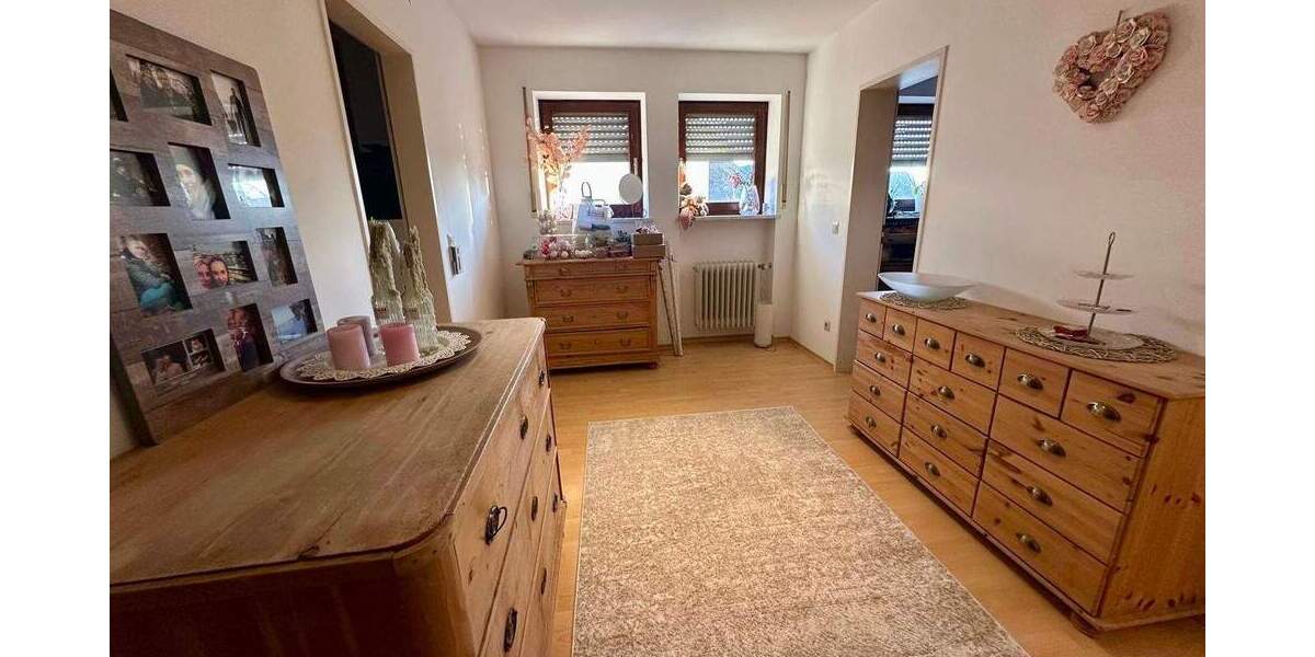 Reihenendhaus Günzburg - 6 Zimmer, 146 m&sup2;, 419.000&euro; | Angebot:25915913