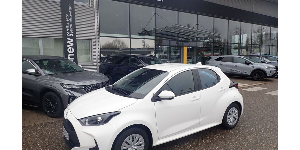 Toyota Yaris 12.450 km 15.790 &euro; Neu-Ulm 89231