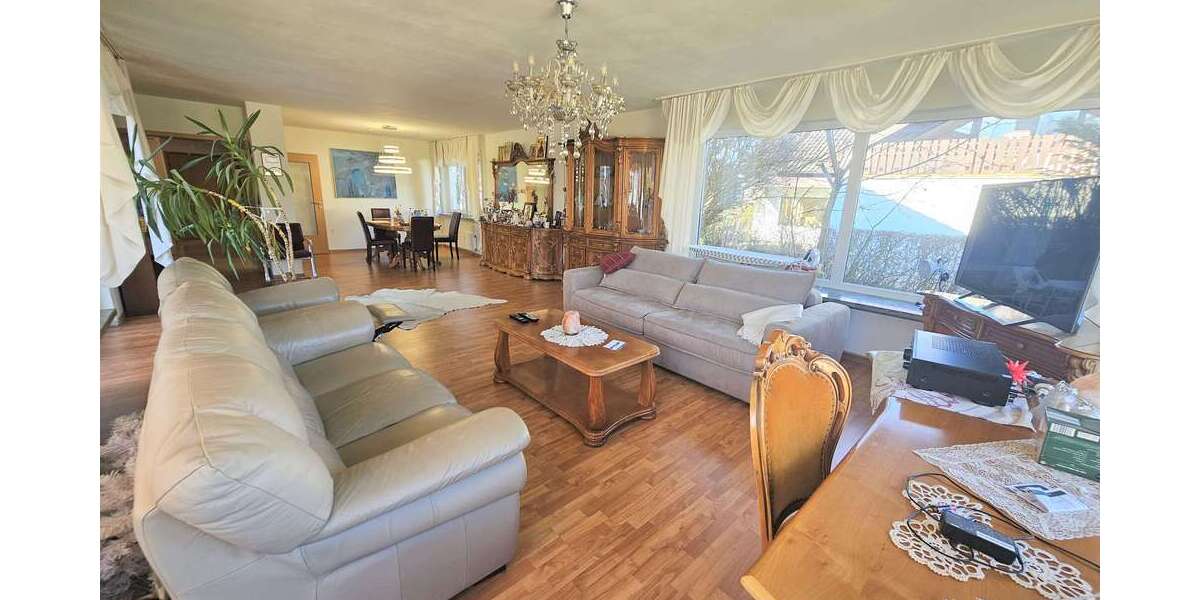 Einfamilienhaus Ulm Söflingen - 9 Zimmer, 353 m&sup2;, 1.199.000&euro; | Angebot:25998675