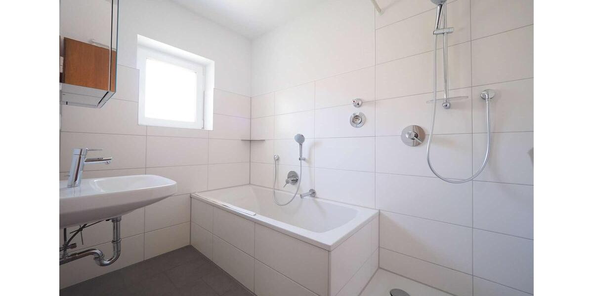 Maisonettenwohnung Blaubeuren - 6.5 Zimmer, 187 m&sup2;, 2.000&euro; | Angebot:24625254