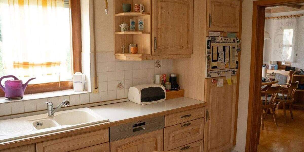 Einfamilienhaus Laichingen Suppingen - 7 Zimmer, 180 m&sup2;, 629.000&euro; | Angebot:25720674