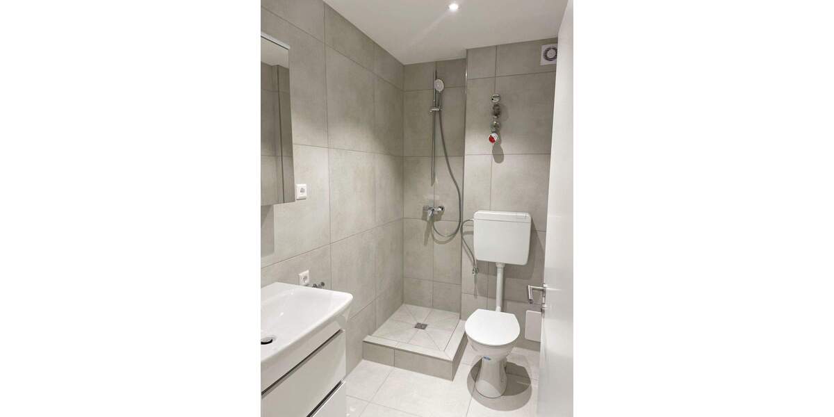 Etagenwohnung Neu-Ulm / Ludwigsfeld Ludwigsfeld - 1 Zimmer, 34 m&sup2;, 150.000&euro; | Angebot:25769753