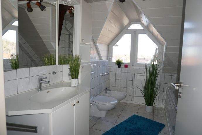 Etagenwohnung Altenstadt Herrenstetten - 5 Zimmer, 160 m&sup2;, 1.288&euro; | Angebot:25699574