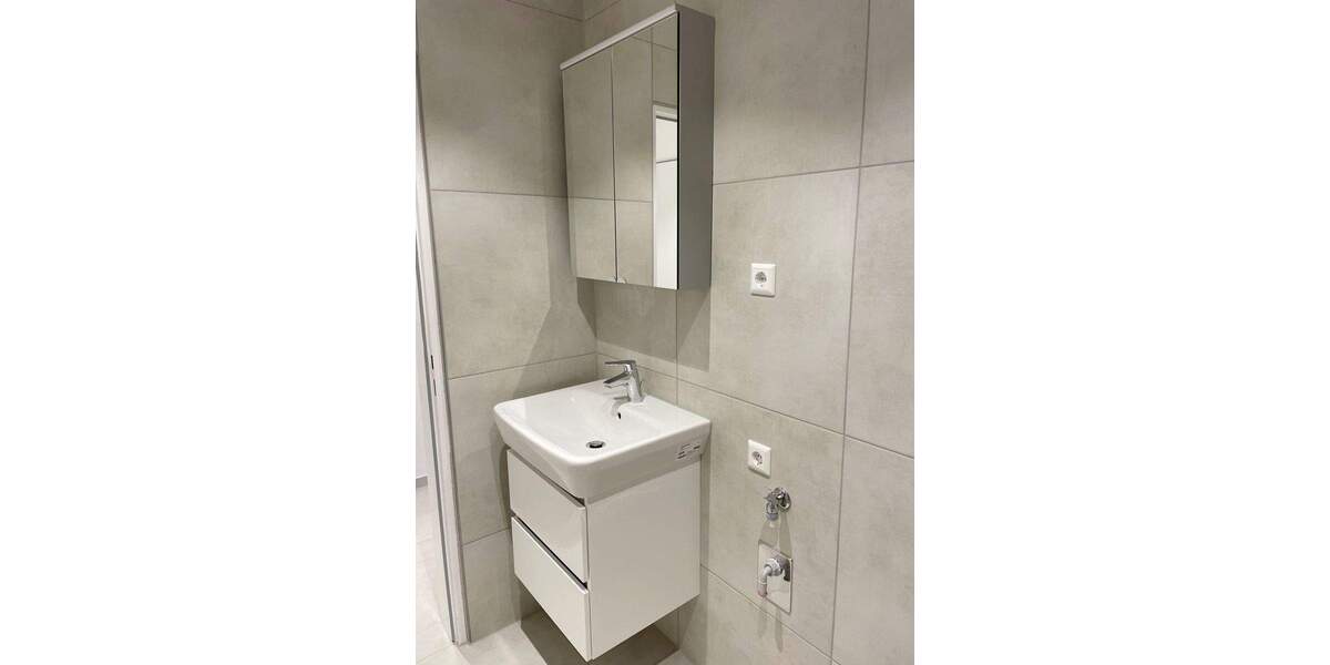 Etagenwohnung Neu-Ulm / Ludwigsfeld Ludwigsfeld - 1 Zimmer, 34 m&sup2;, 150.000&euro; | Angebot:25769753