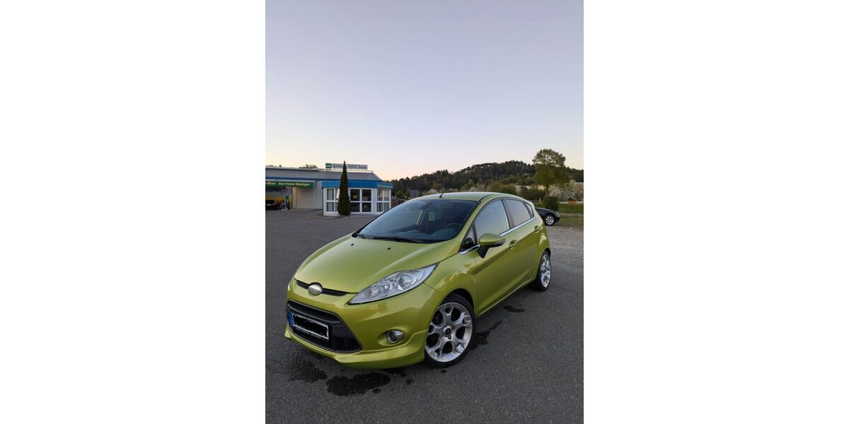 Ford Fiesta 209.000 km 3.200 &euro; Ehingen (Donau) 89584