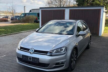 VW Golf 154.501 km 8.950 &euro; Günzburg 89312