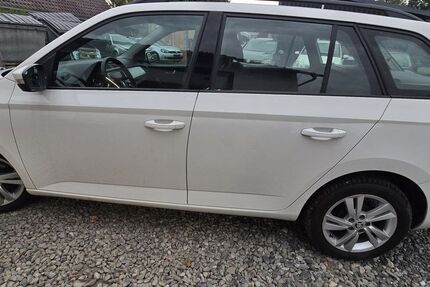 Skoda Fabia 61.548 km 13.333 &euro; Dornstadt 89160