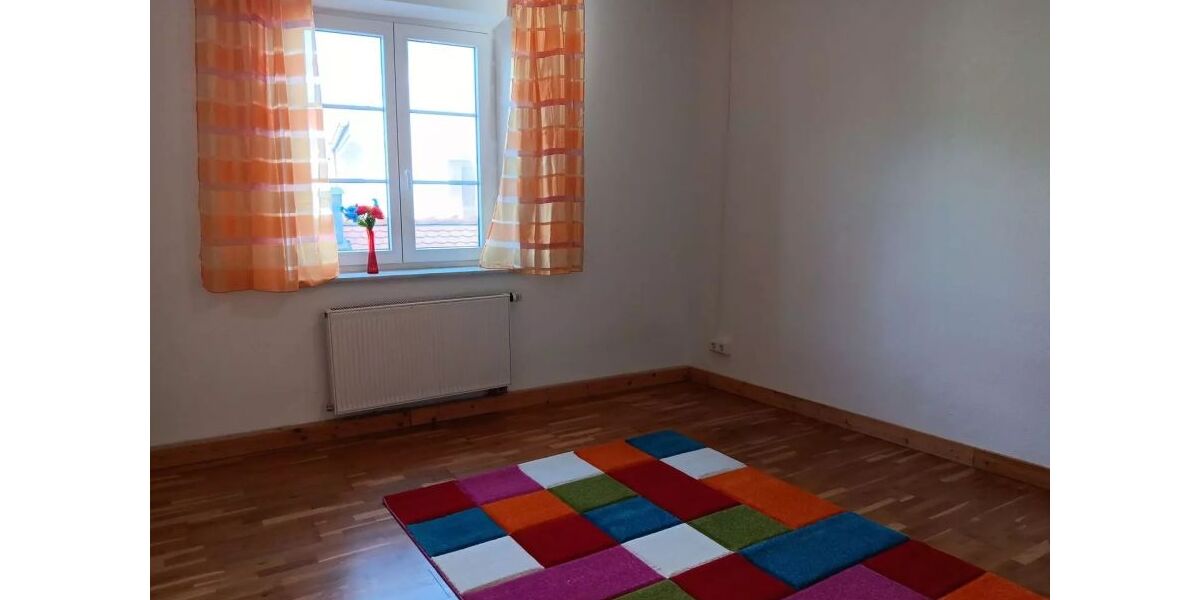 Weißenhorn Altstadt - 2 Zimmer, teilmöbliert, Einbauküche - Etagenwohnung Weißenhorn Hegelhofen | Angebot:26233157