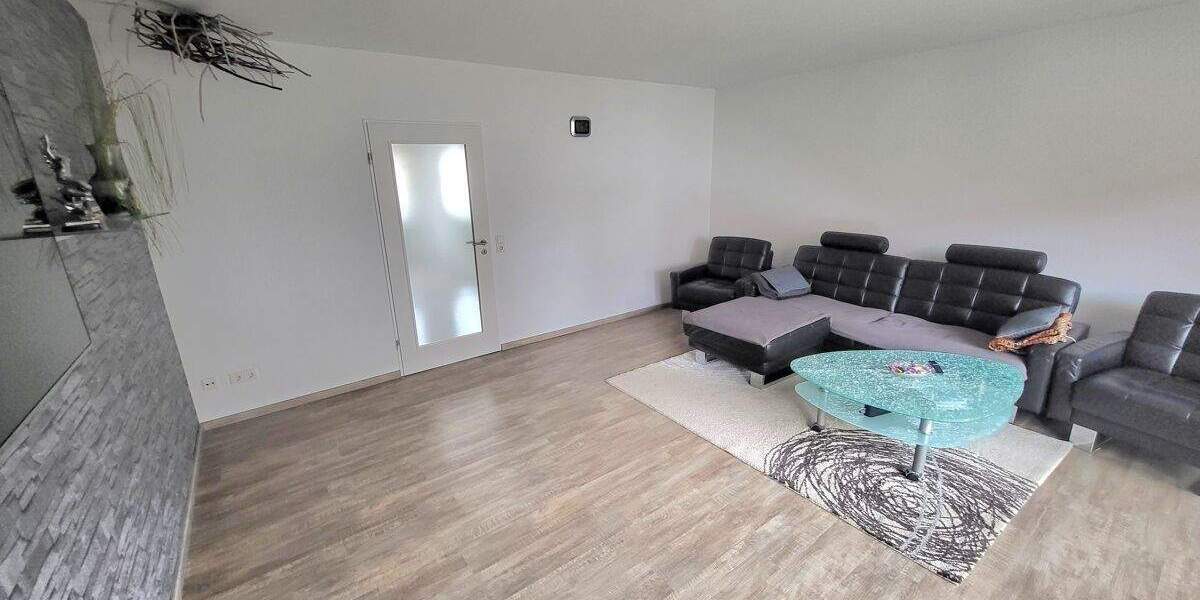 Etagenwohnung Neu-Ulm Pfuhl - 3 Zimmer, 86 m&sup2;, 305.000&euro; | Angebot:25664454