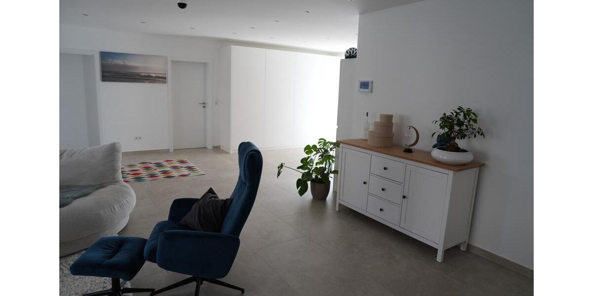 Erdgeschoßwohnung Senden - 5 Zimmer, 235 m&sup2;, 2.500&euro; | Angebot:25944330