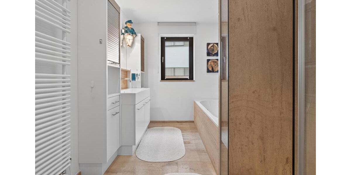 Maisonettenwohnung Ulm - 3 Zimmer, 168 m&sup2;, 3.350&euro; | Angebot:25444742