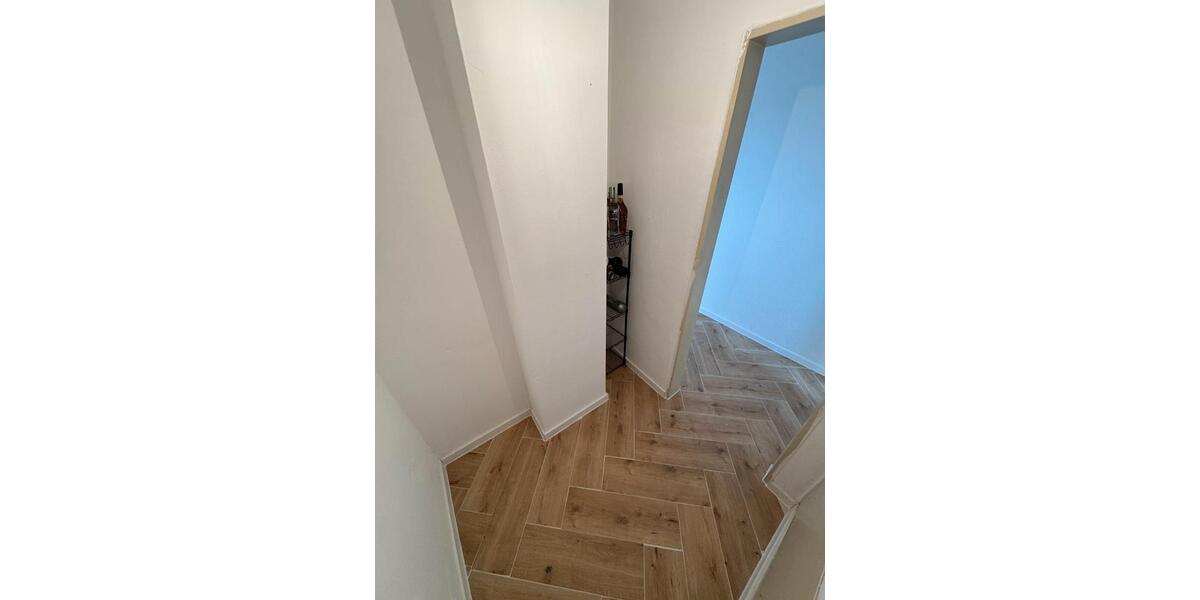 Dachgeschoßwohnung Vöhringen - 3 Zimmer, 62 m&sup2;, 1.000&euro; | Angebot:26050552