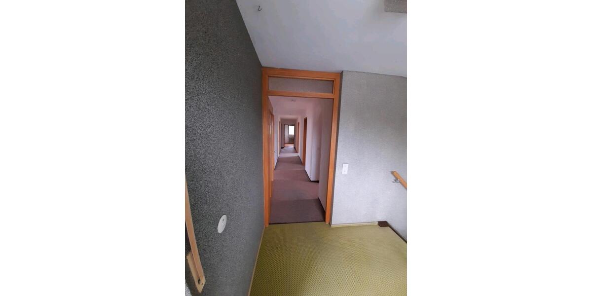 Dachgeschoßwohnung Achstetten - 4 Zimmer, 80 m&sup2;, 1.100&euro; | Angebot:25547162