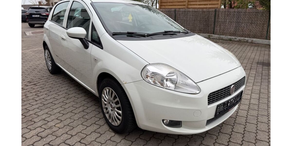 Fiat Grande Punto 170.000 km 2.790 &euro; Elchingen 89275
