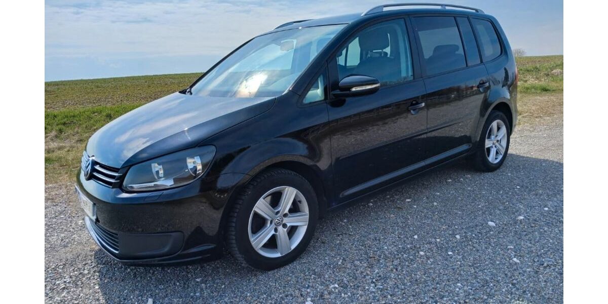 VW Touran 176.000 km 9.500 &euro; Ingstetten 89297
