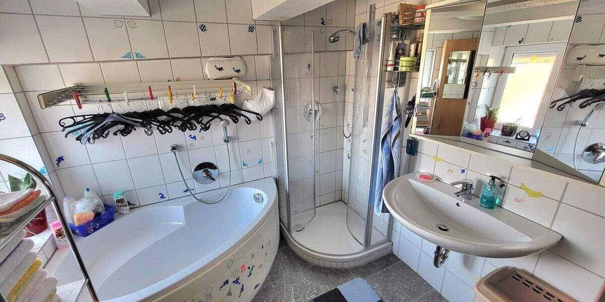 Doppelhaushälfte Langenau Albeck - 8 Zimmer, 137 m&sup2;, 290.000&euro; | Angebot:25769744