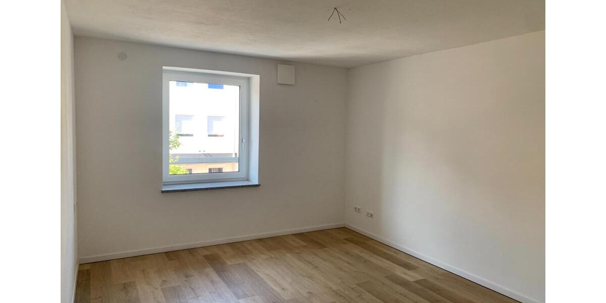 Etagenwohnung Illertissen - 3.5 Zimmer, 88 m&sup2;, 1.140&euro; | Angebot:25840227