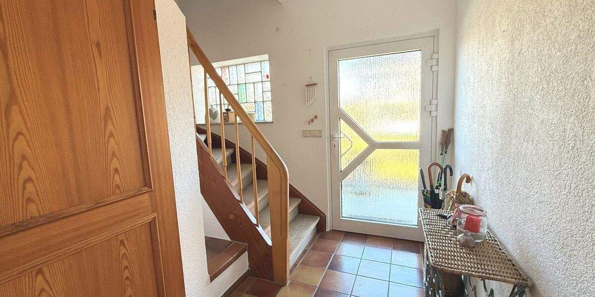 Einfamilienhaus Illertissen-Au Au - 6 Zimmer, 170 m&sup2;, 499.000&euro; | Angebot:25742835