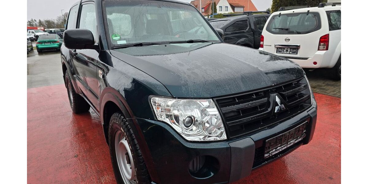 Mitsubishi Pajero 140.000 km 15.950 &euro; Weißenhorn 89264