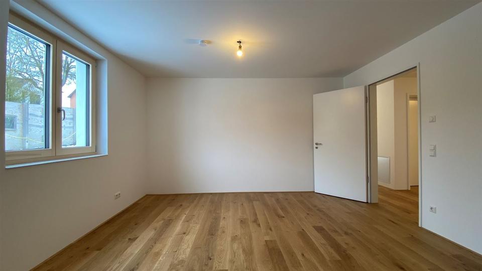 Etagenwohnung Ulm Söflingen - 3 Zimmer, 96 m&sup2;, 2.200&euro; | Angebot:24764548